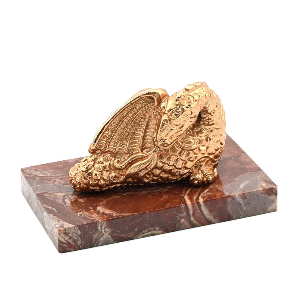 Дракон на подставке из лемезита 60*35*35 мм 1308222-3